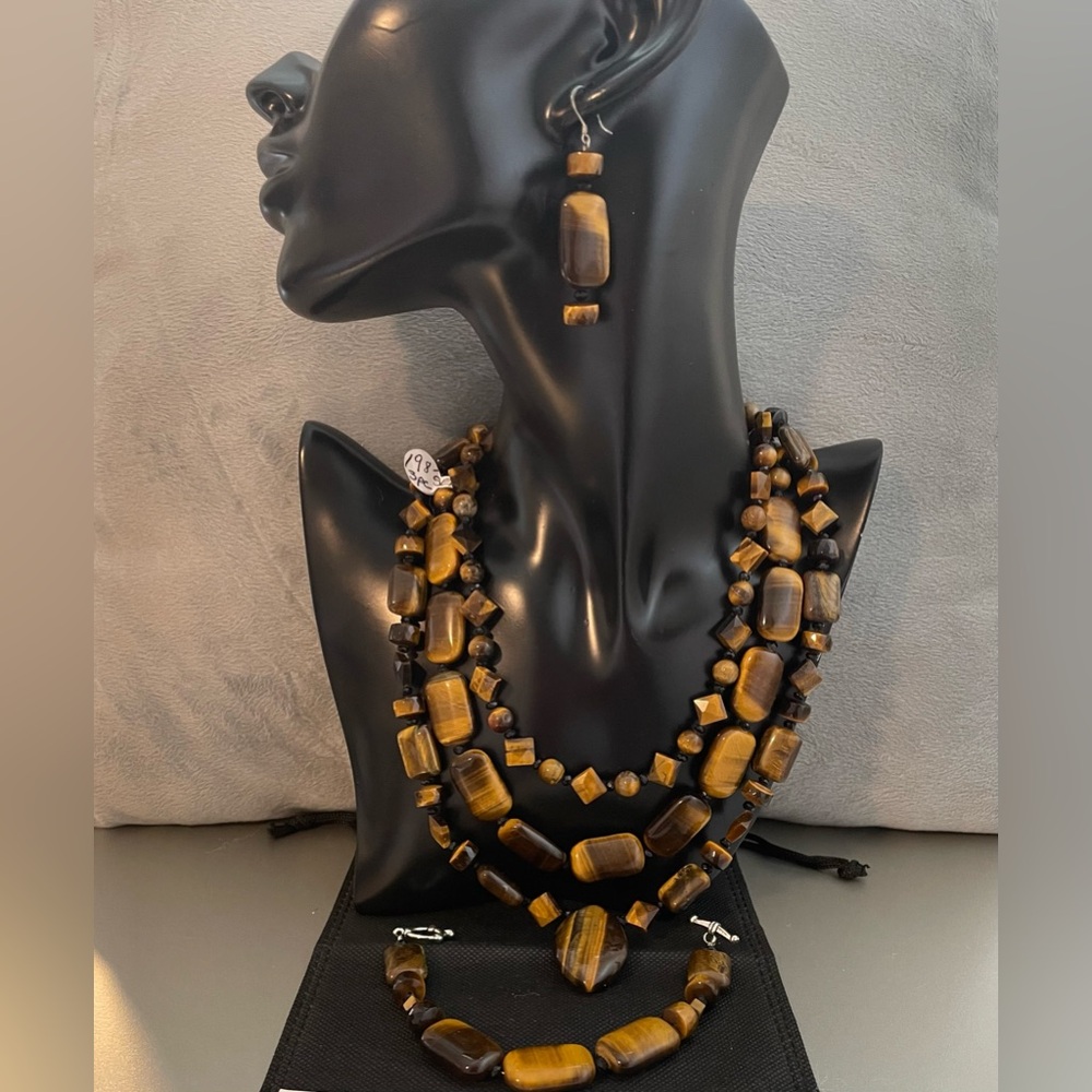 BJ’s Custom Jewelry